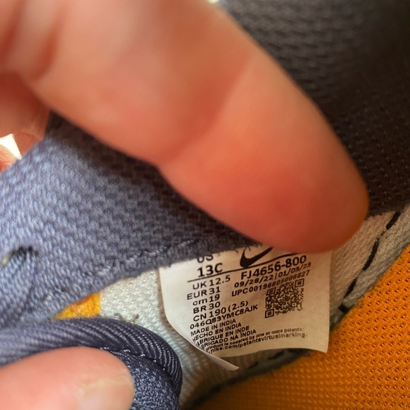 Kids sneakers - Picture 4 of 4